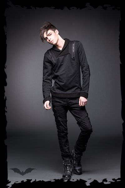 Sweater with high collar and zippers